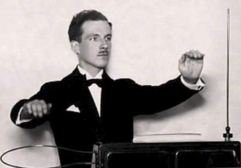 El secreto vibratorio de León Theremin: inventor, músico y agente en jefe